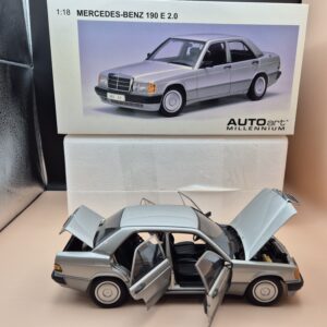 MERCEDES BENZ 190 E W201 2,0B AUTOART MODEL MILLENNIUM