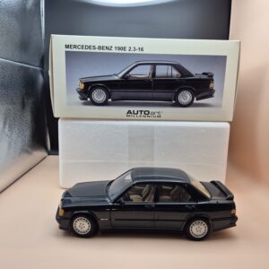 MERCEDES BENZ 190E E W201 2,3-16 AUTOART MODEL MILLENNIUM