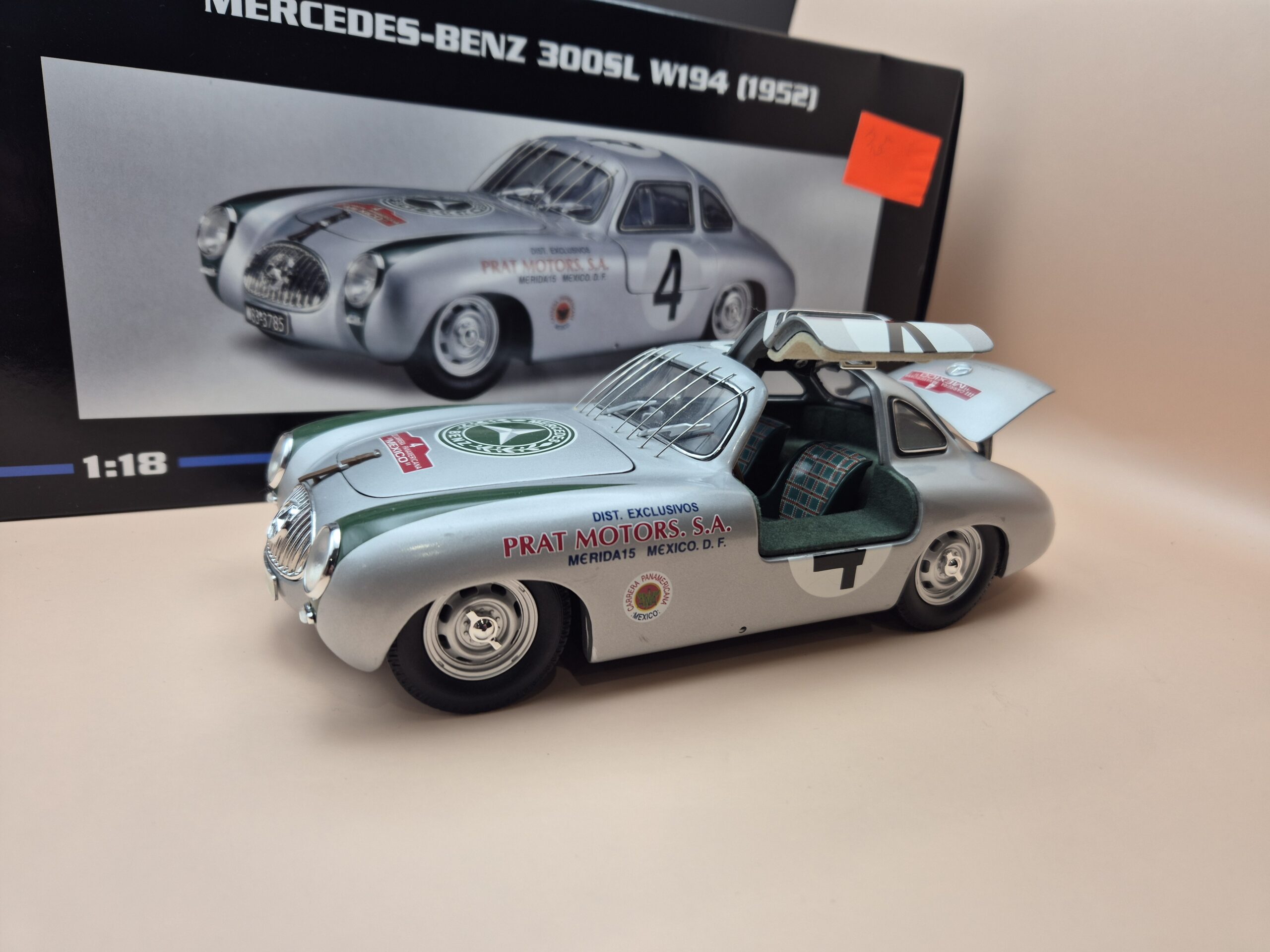 1:18 Ricko 1952 Mercedes-Benz 300SL W194 - obrazek 3
