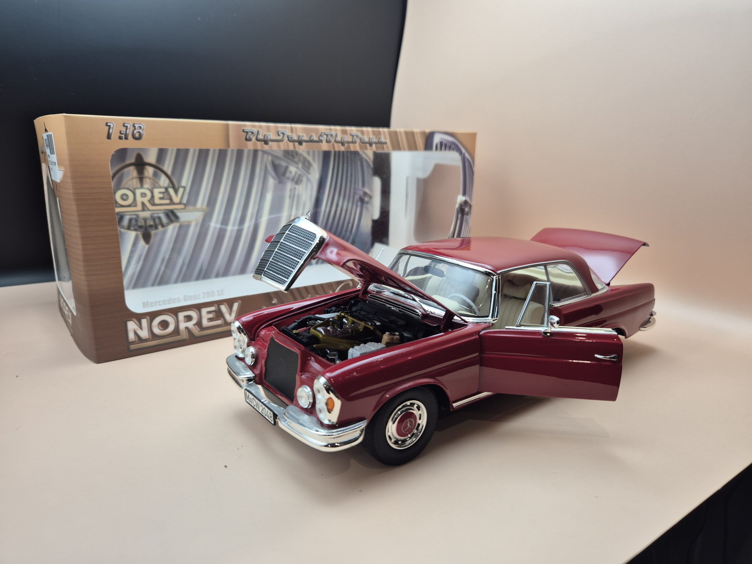 MERCEDES 280 SE 280SE COUPE 1/18 NOREV 183527 - obrazek 4