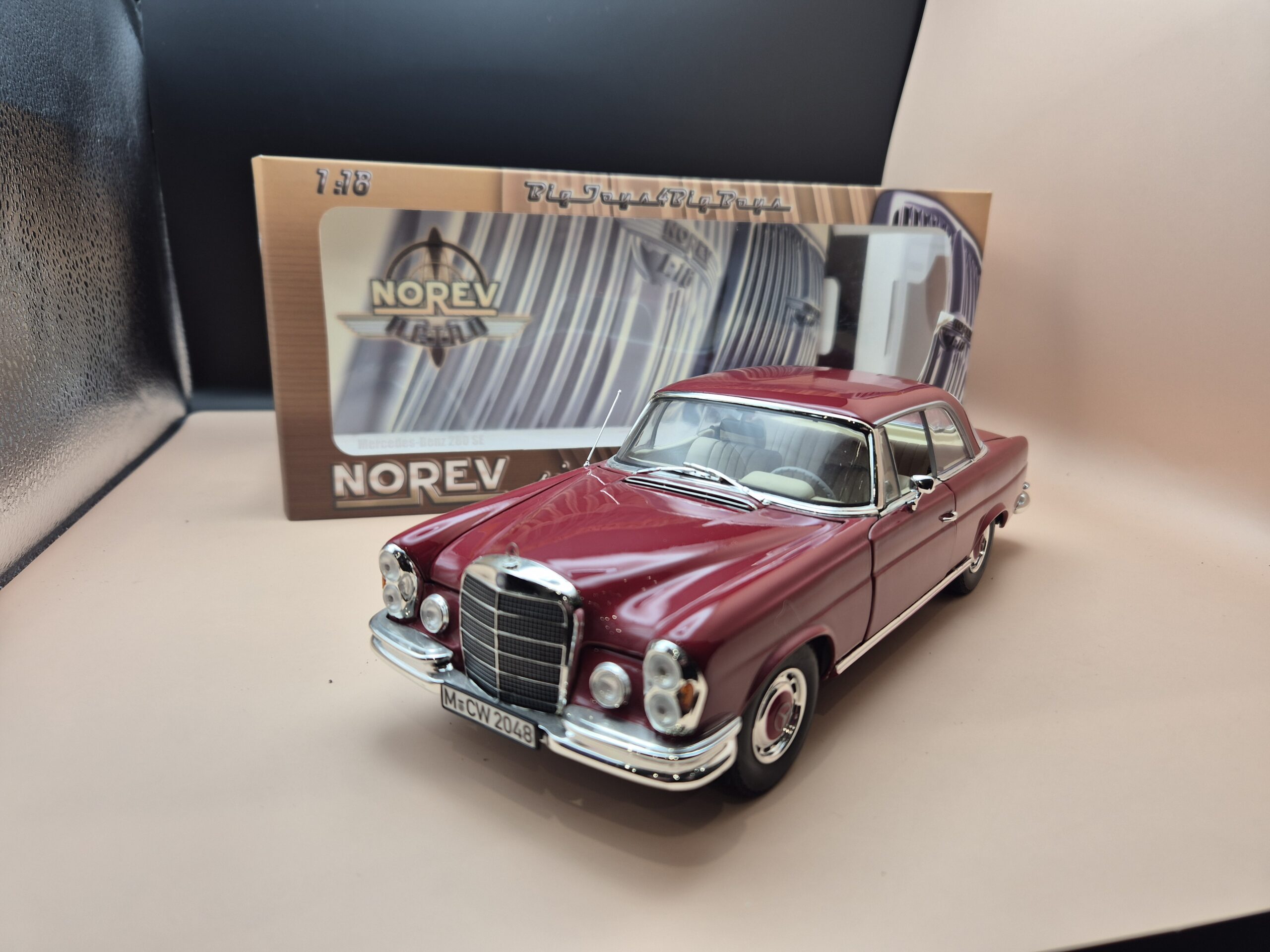 MERCEDES 280 SE 280SE COUPE 1/18 NOREV 183527 - obrazek 5