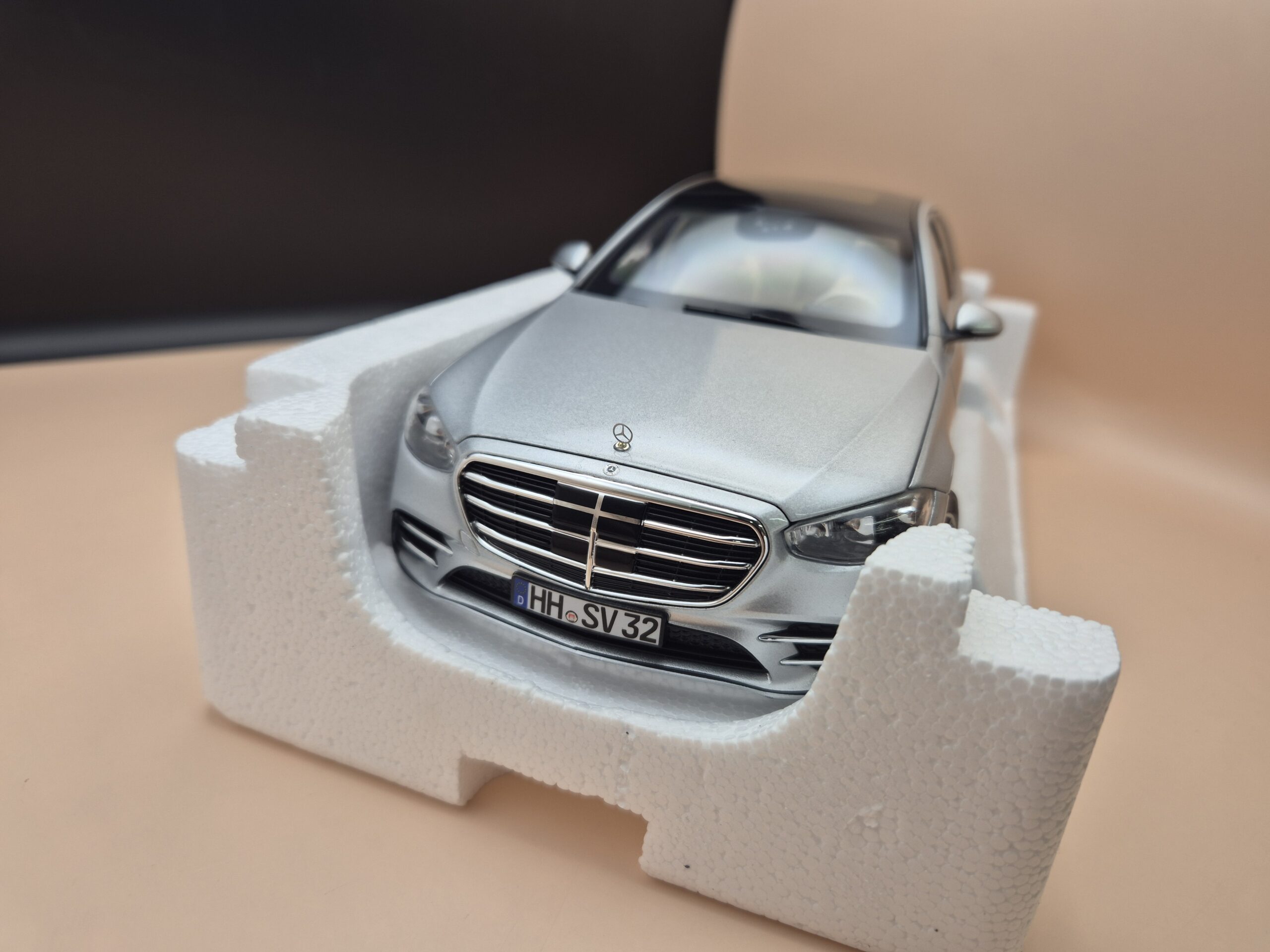 Mercedes S Class W223 AMG Line (2021) 1:18 NOREV 183805 - obrazek 4