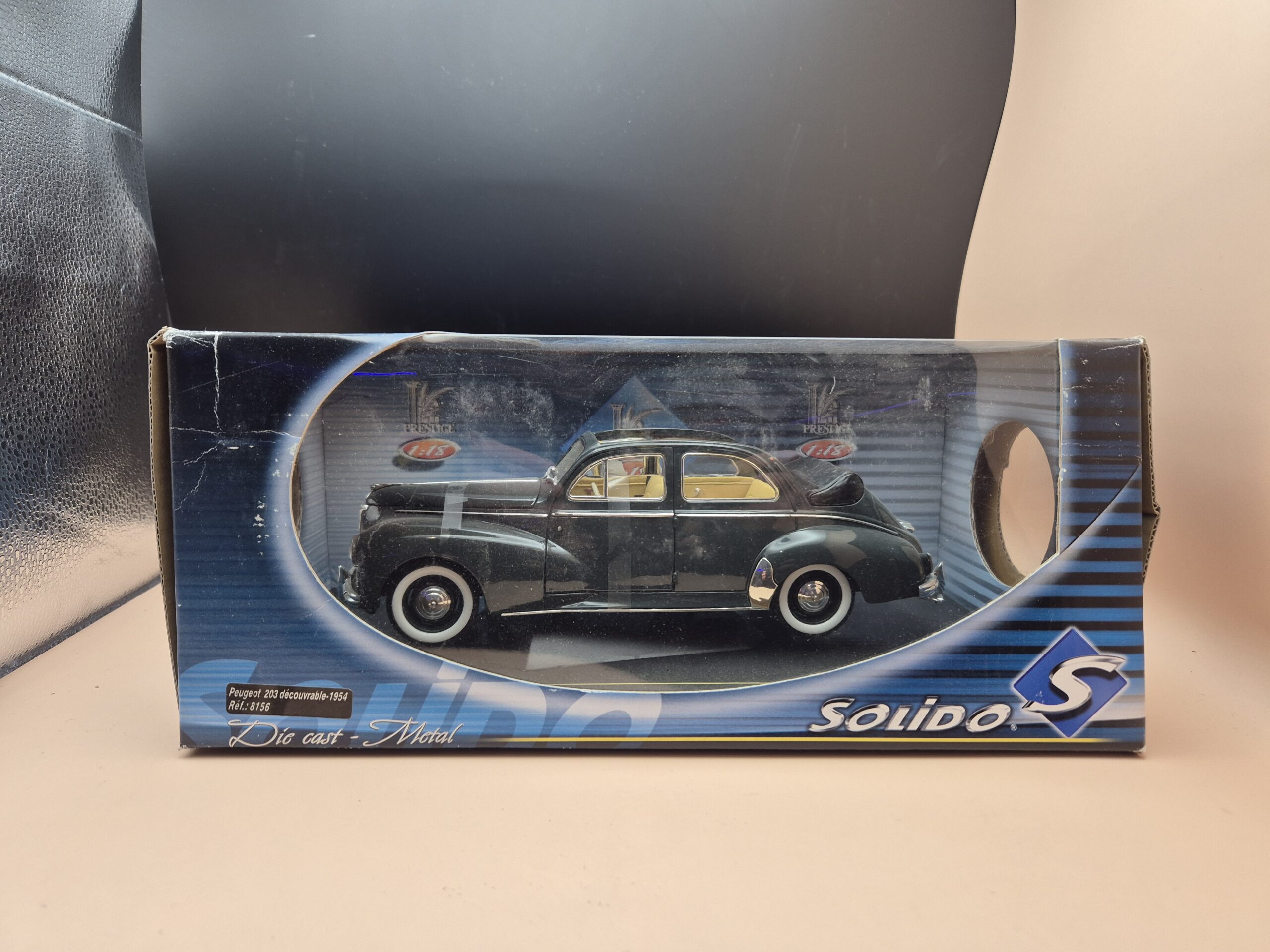 SOLIDO 1/18 8156 PEUGEOT 203 1954 DECOUVRABLE