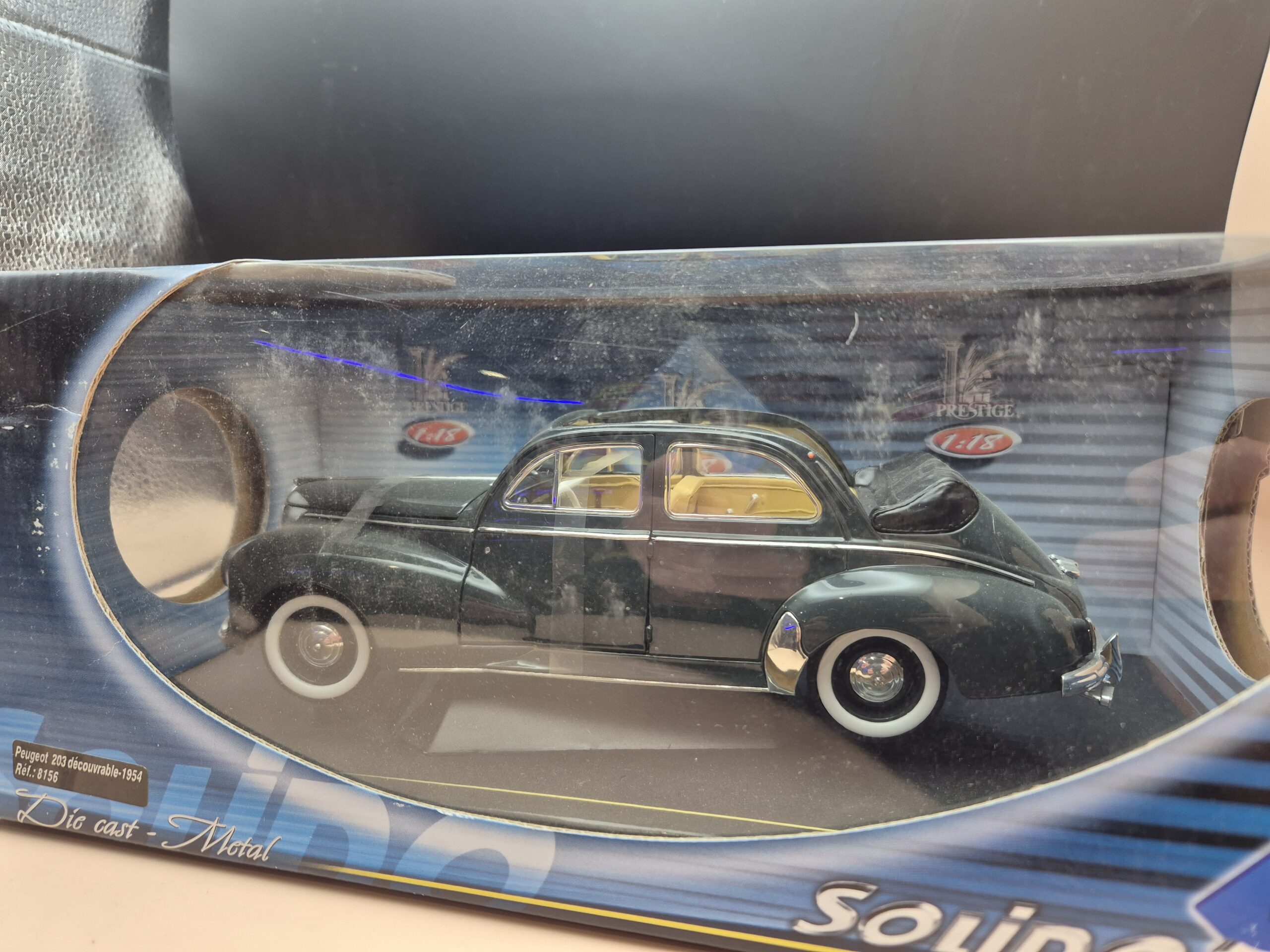SOLIDO 1/18 8156 PEUGEOT 203 1954 DECOUVRABLE - obrazek 3