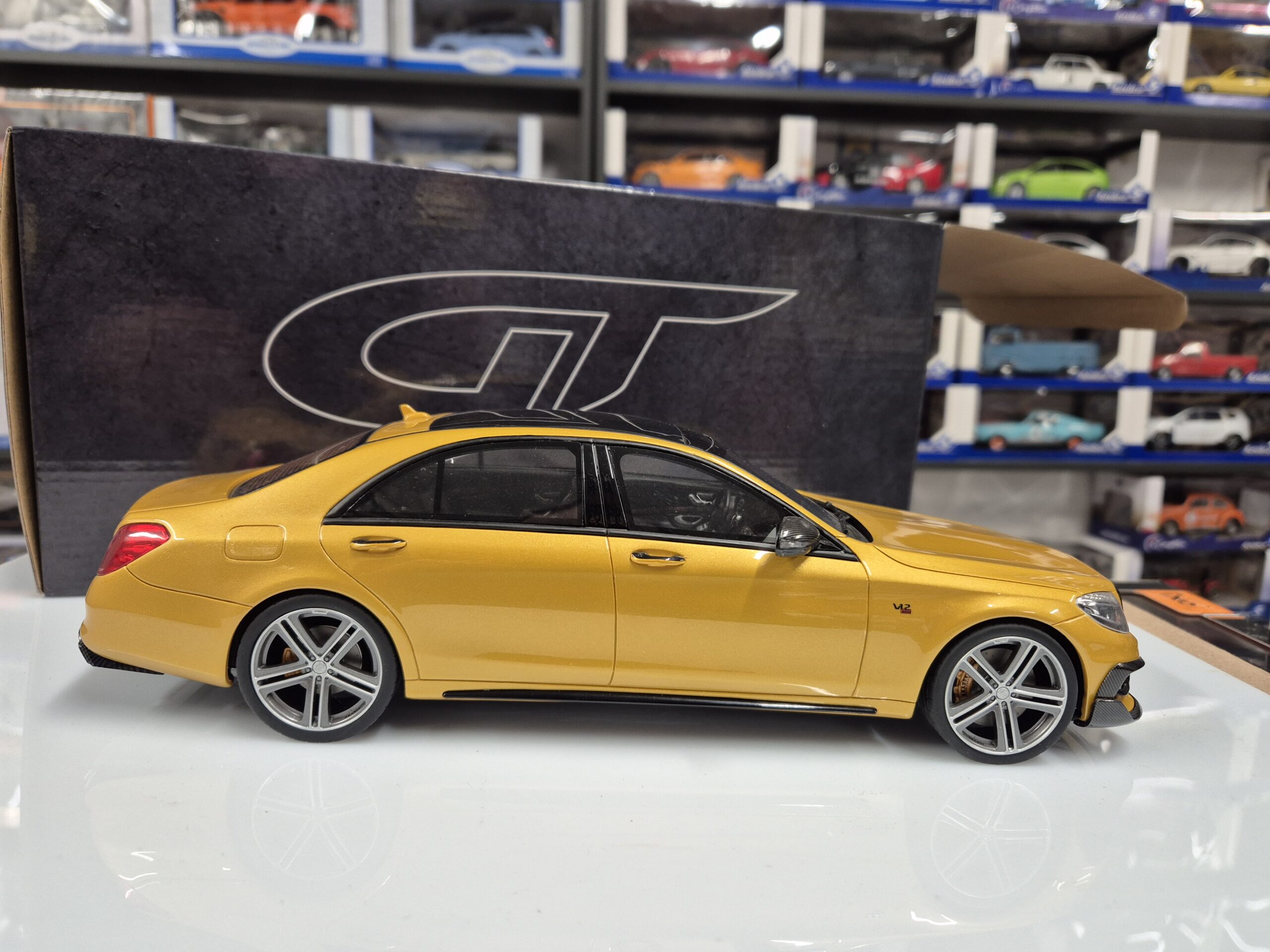 KJ014 GT SPIRIT 1:18 MERCEDES S KLASA W222 S65 AMG BRABUS ROCKET 900 ...