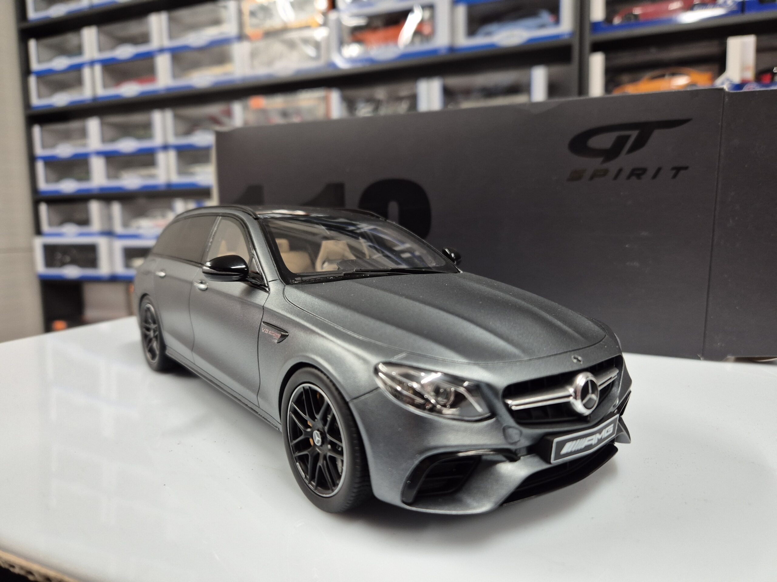 GT SPIRIT GT232 MERCEES E KLASA W213 KOMBI E 63 S SW WERSJA LIMITOWANA 999SZT - obrazek 8