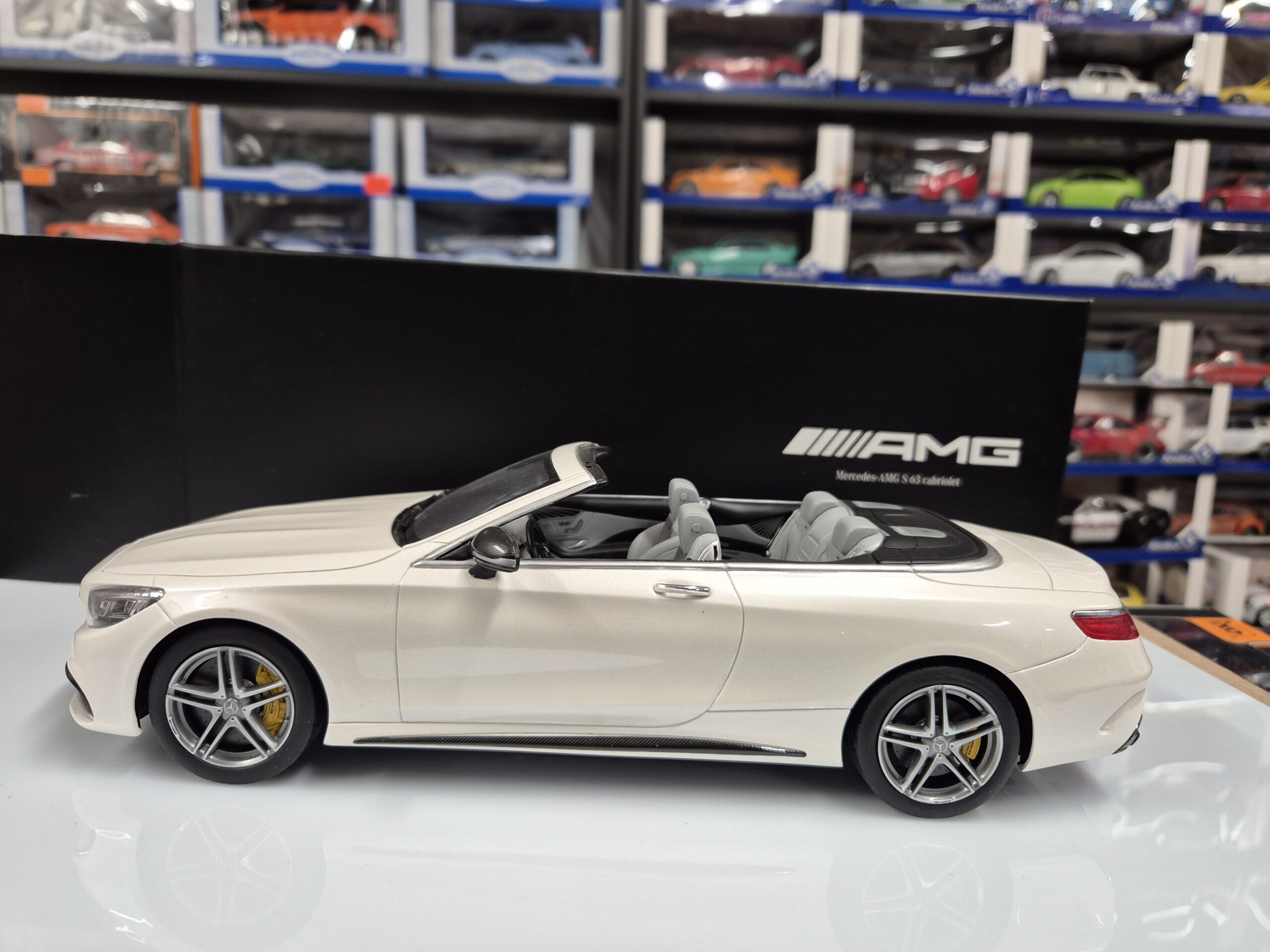 B66965712 DEALER GT SPIRIT Mercedes S63 Cabriolet 1/18 LIMIT 1967SZT