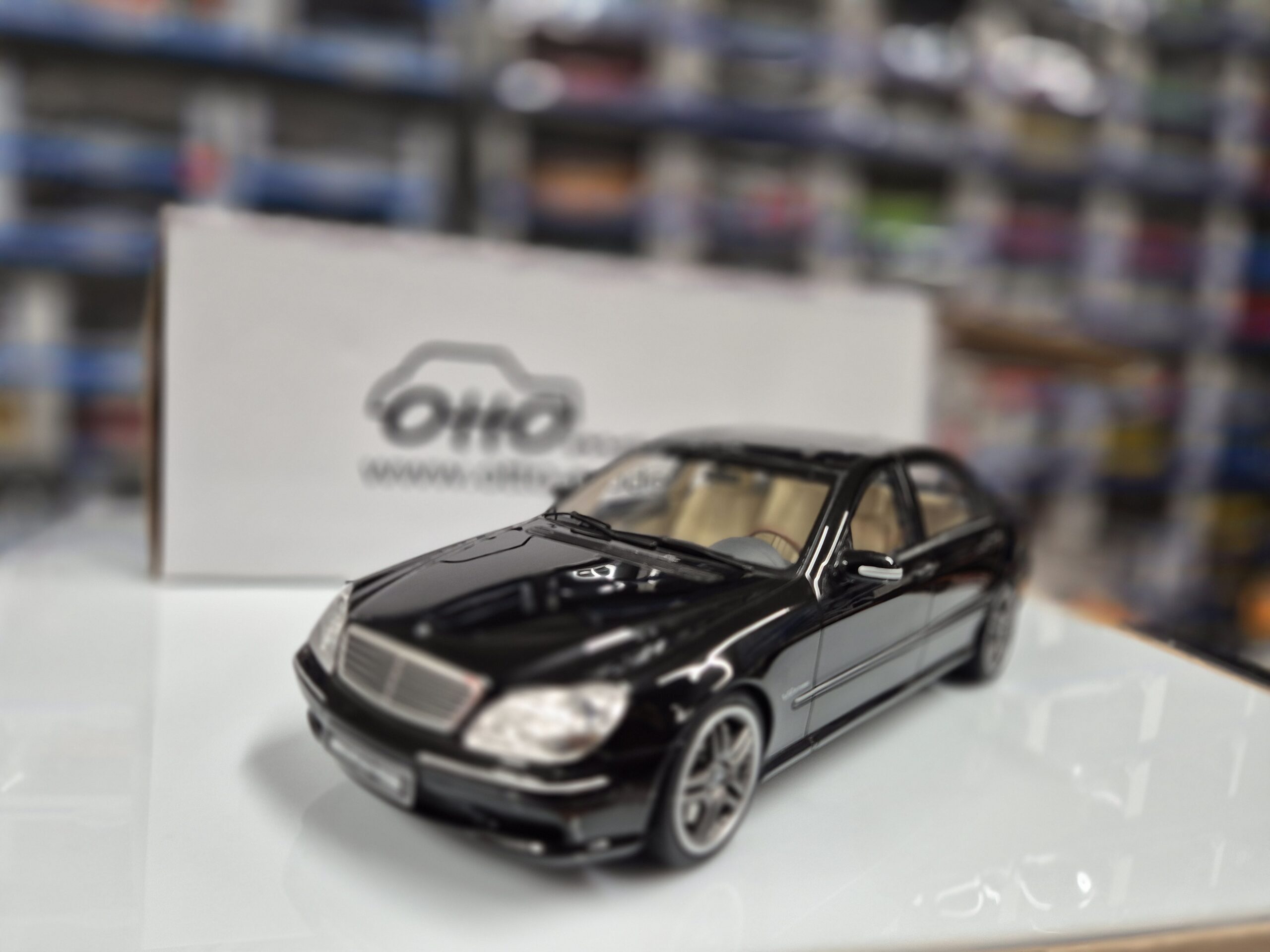 OTTO OT846 Mercedes S KLASA W220 S65 Amg 1/18 LIMITOWANA 2000SZT - obrazek 3