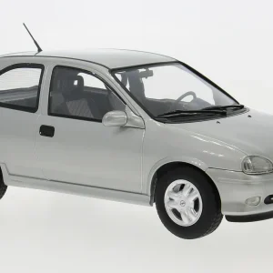 MCG 18515 OPEL CORSA B GSI  1993R SREBRNA SKALA 1/18 MCG18515