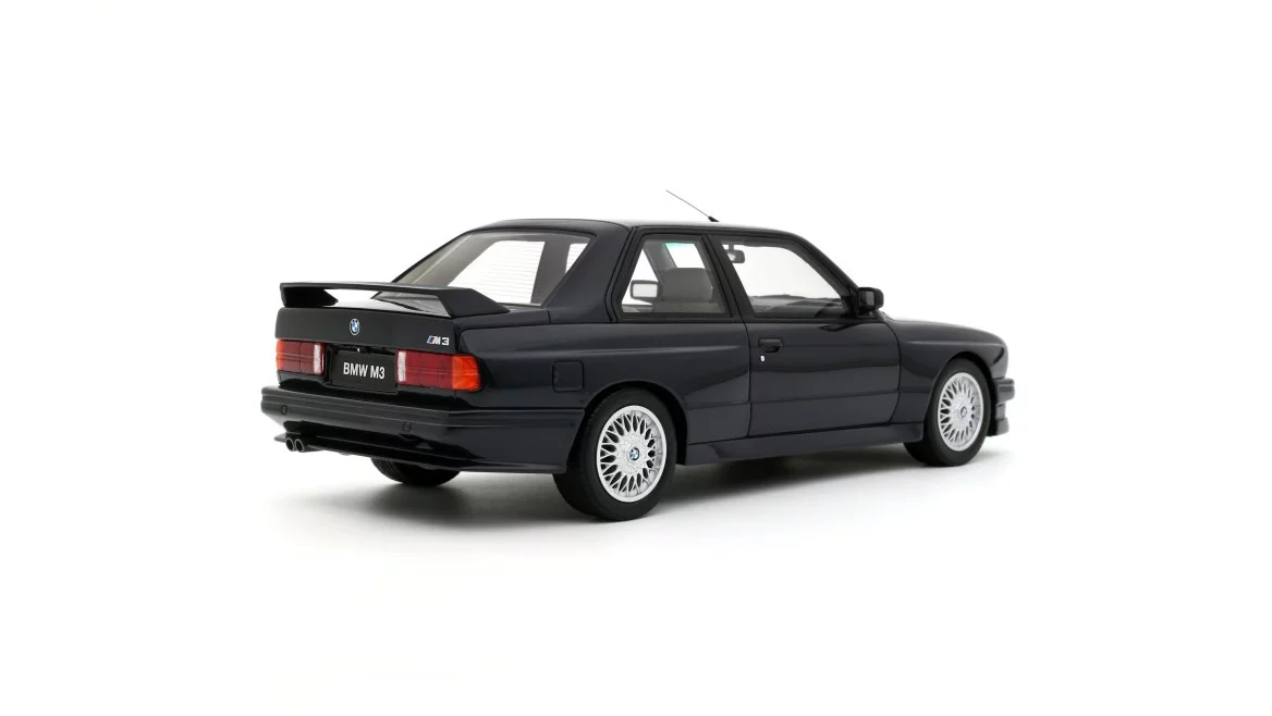 OTTO OT1216 1/18 BMW (E30) M3 Europameister Macau Bleu Metallic 1988 - obrazek 11