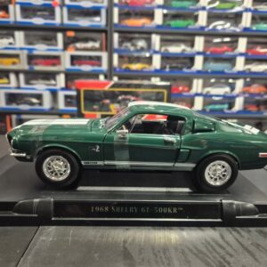 Ford Mustang Shelby GT500 KR (1968) 1:18 ROAD SIGNATURE 92168G