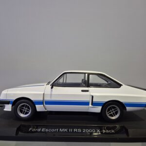 FORD ESCORT MK II RS 2000 X PACK 1/18 MCG18350