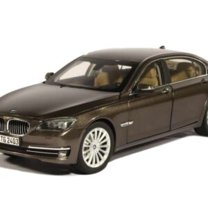 BMW 750Li F02 2013 KYOSHO DEALER SKAL 1/18 80432360452