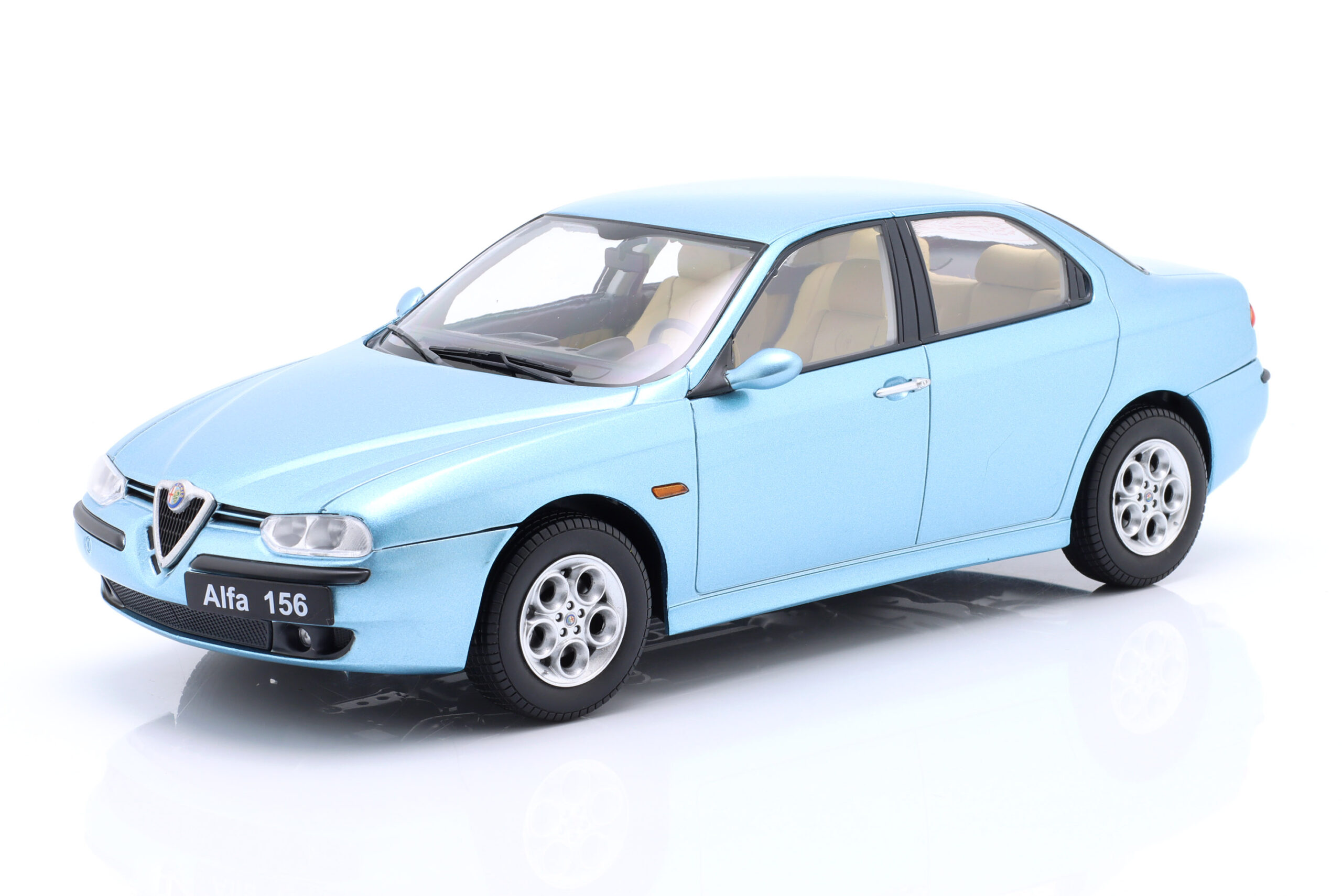 TRIPLE9 ALFA ROMEO 156 1998 Light blue meallic 1:18 T9-1800511