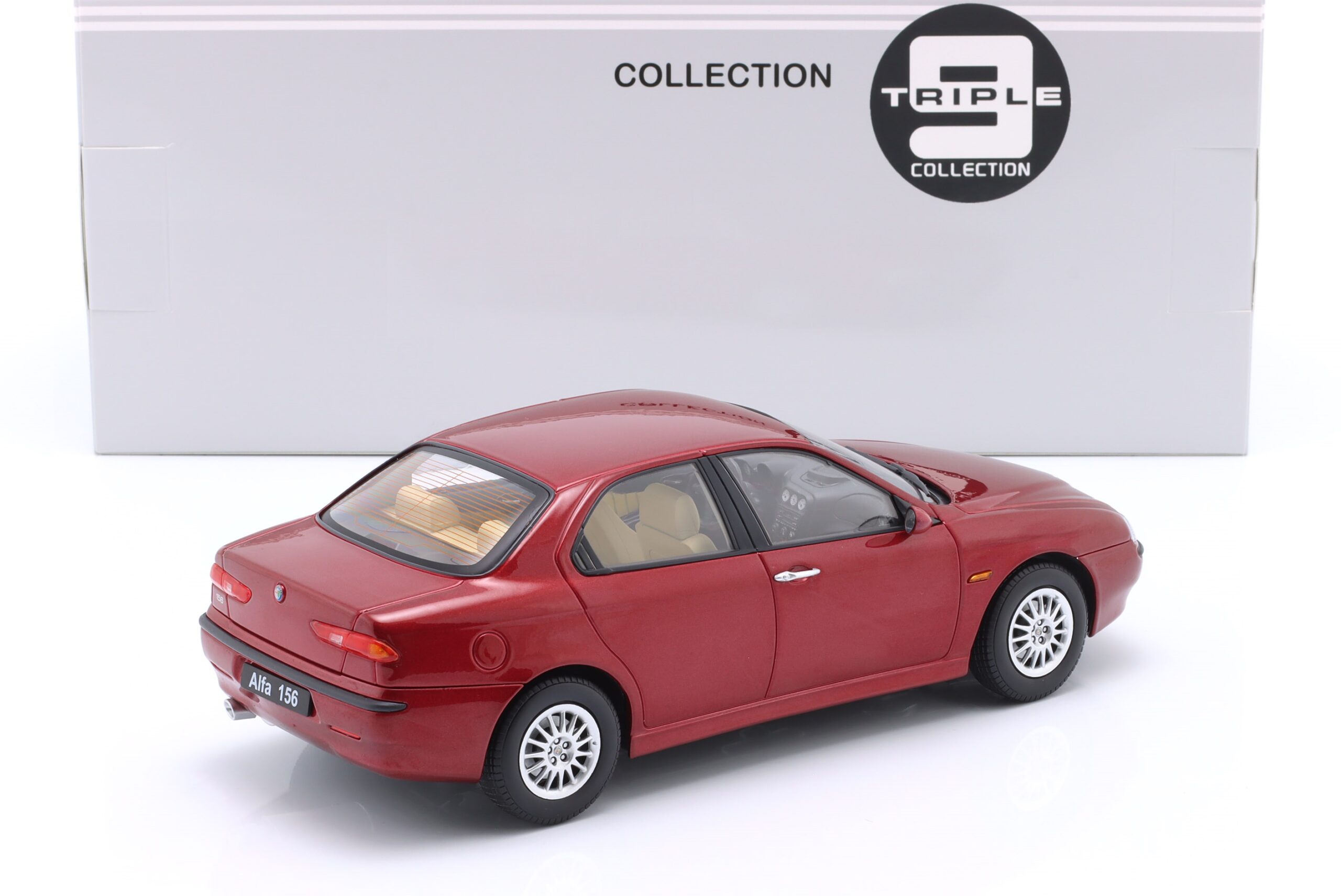 TRIPLE9 ALFA ROMEO 156 1998 Proteo red metallic 1:18 T9-1800514 - obrazek 4