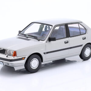 TRIPLE9 VOLVO 360 1987 Silvergrey metallic 1:18 T9-1800410