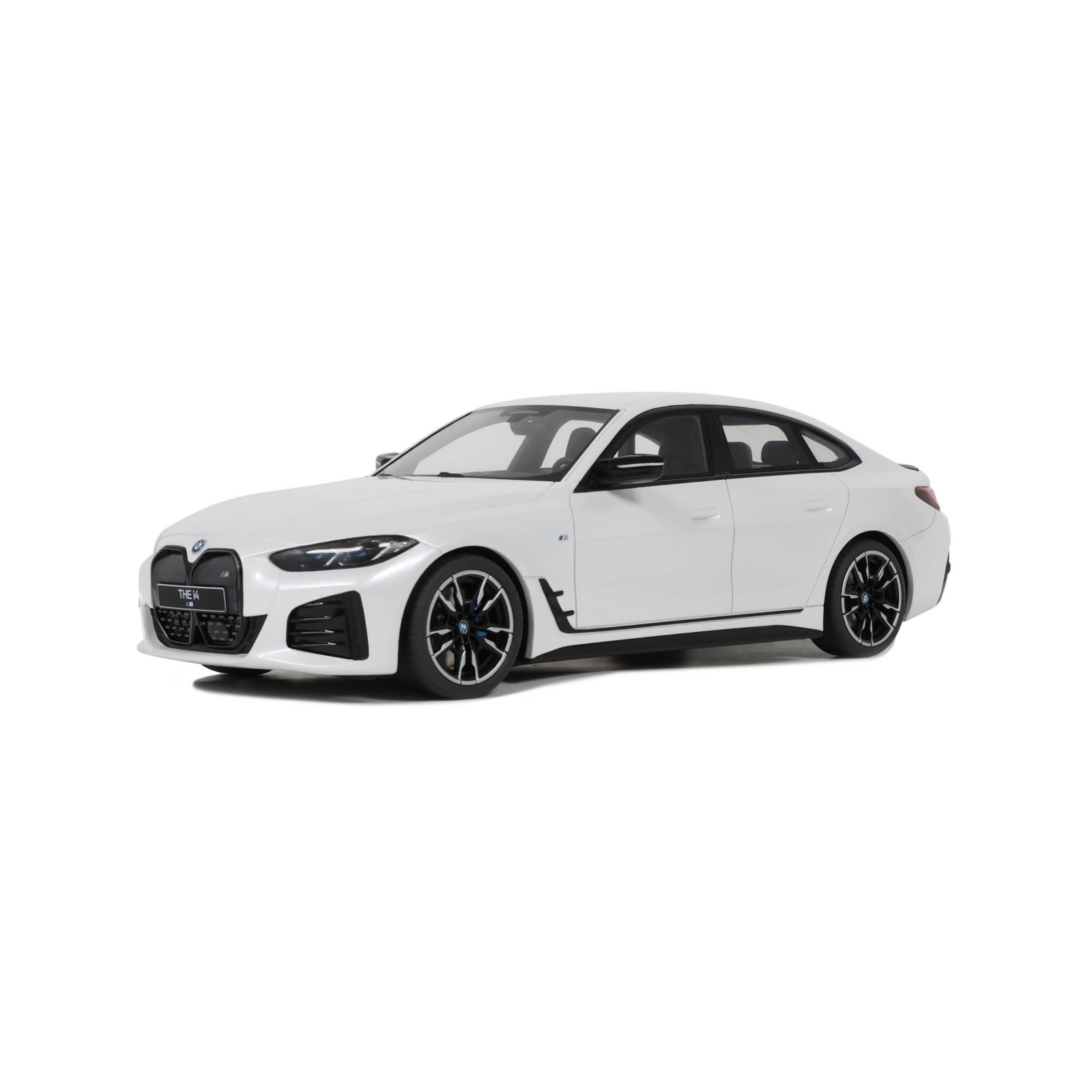 BMW i4 M50 (G26) 2021 Mineral White Otto Mobile 1:18 Model Samochodu OT1074