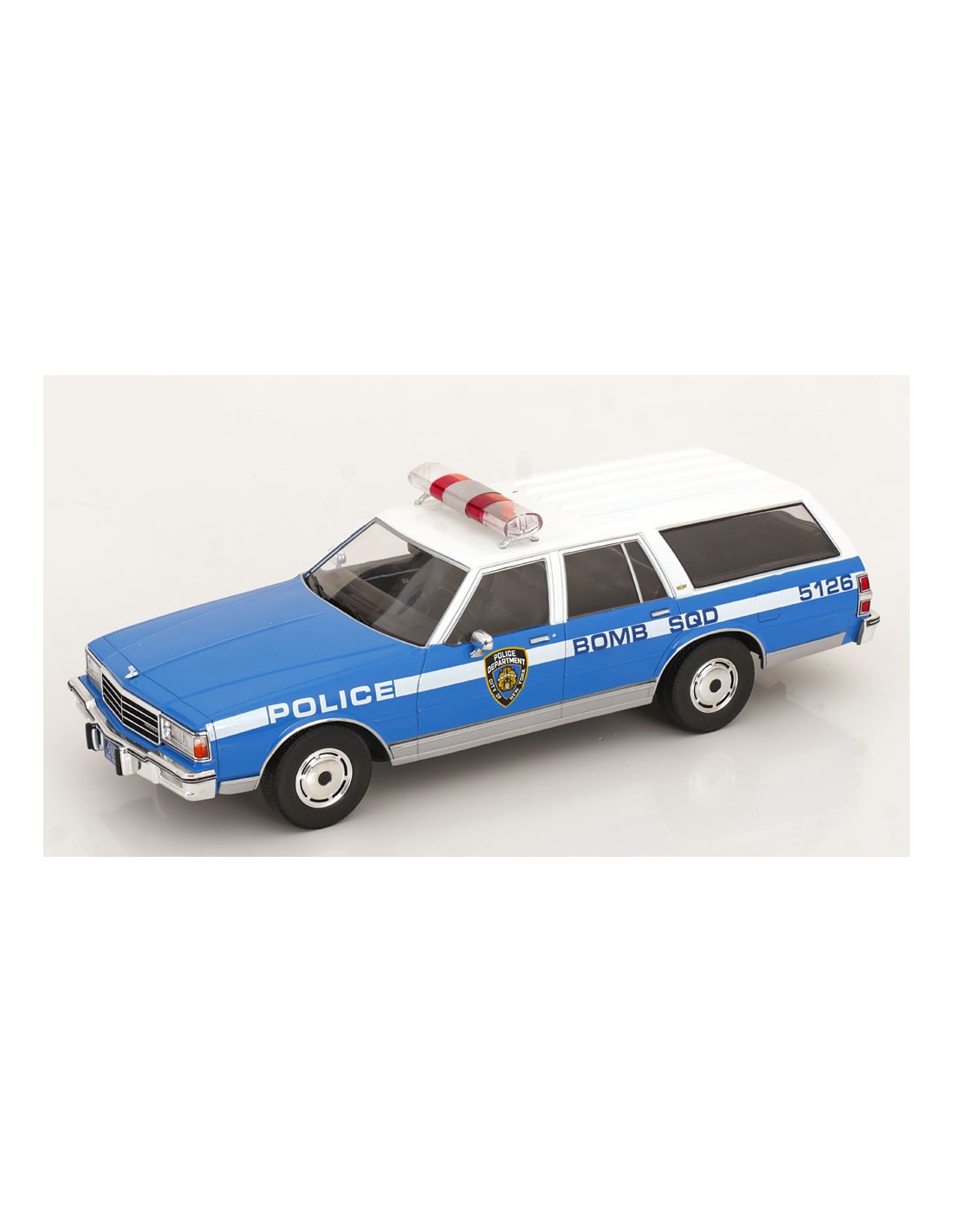Chevrolet Caprice Estate Wagon NYPD (1985) 1:18 MCG 18477 POLICJA