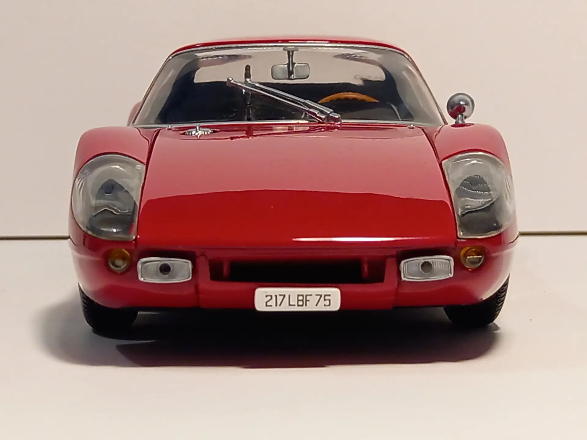 MINICHAMPS 1/18 PORSCHE 904 CARRERA GTS 1954 - obrazek 3