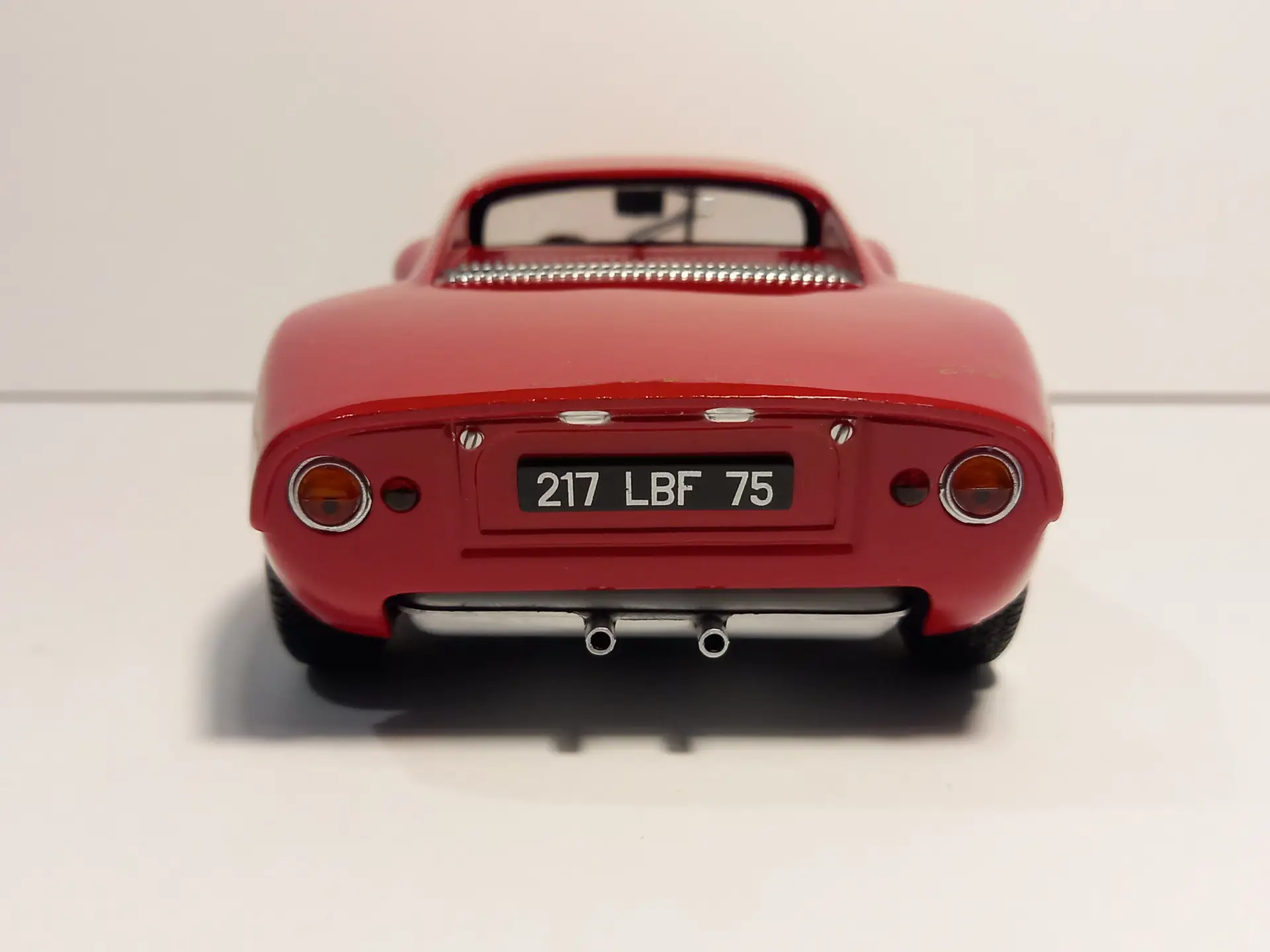 MINICHAMPS 1/18 PORSCHE 904 CARRERA GTS 1954 - obrazek 6