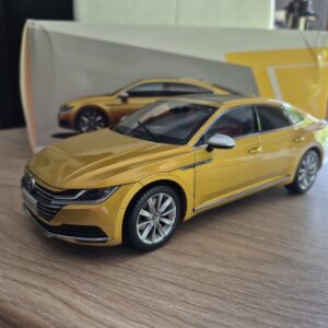 VOLKSWAGEN ARTEON 2018 1/18 PAUDI MODEL