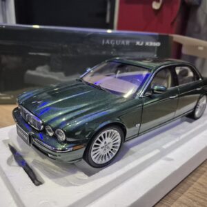 Jaguar XJ6 X350 Racing Green Almost Real 1/18 810502