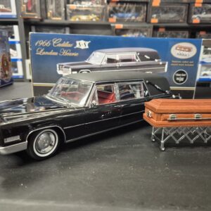 1966 CADILLAC S&S Landau Hearse AUTOKARWAN KARAWAN 1/18 SUNSET COACH