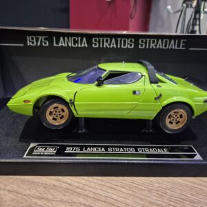 LANCIA STRATOS STRADALE-VERDE 1/18 SUN STAR 4522 ZIELONA