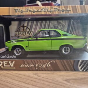 Opel Manta GT/E VERT 1975 1/18 NOREV 183630