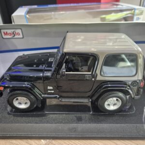 Jeep Wrangler SAHARA 1/18 MAISTO 31662Z