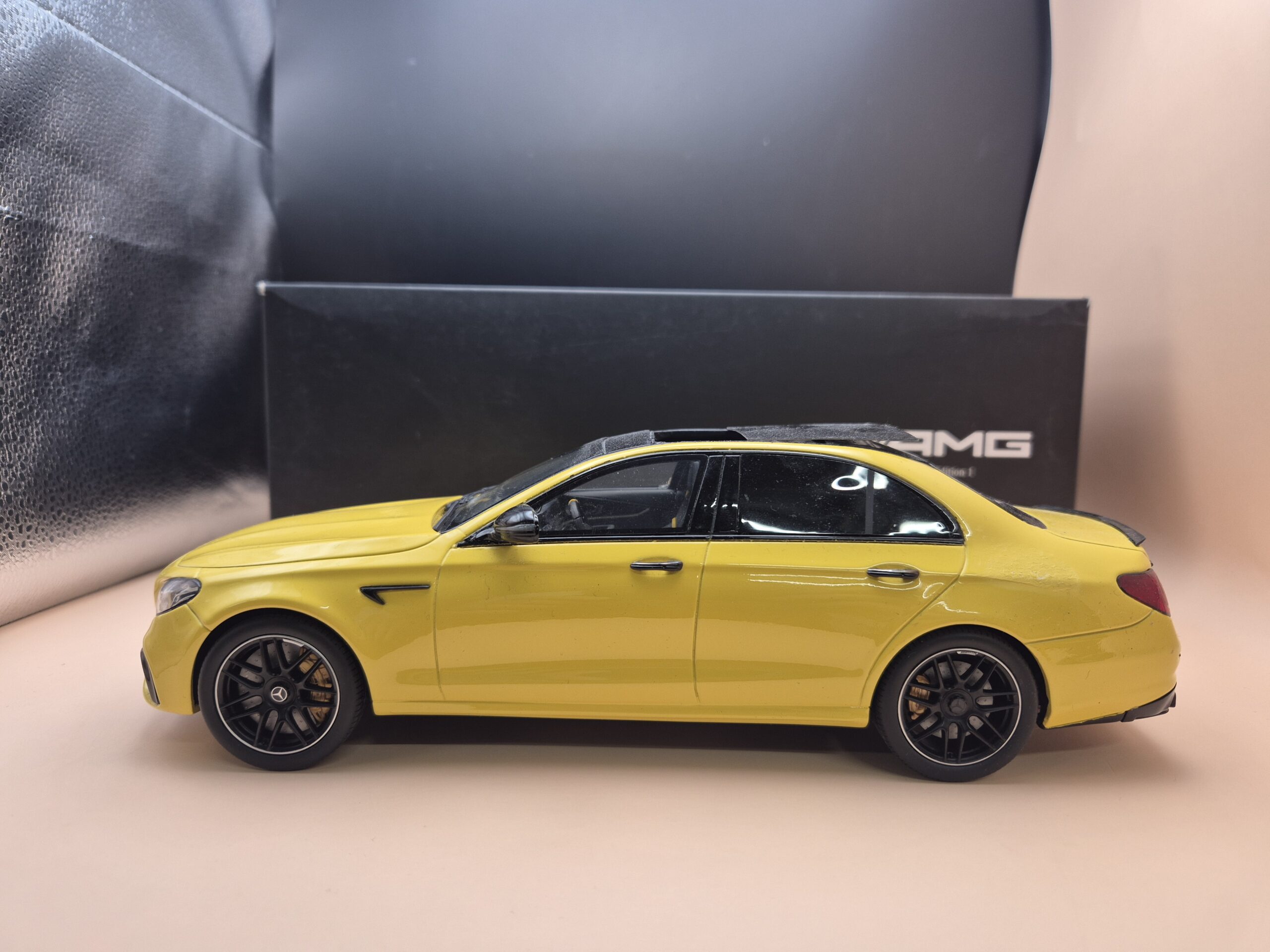 MERCEDES W213 E63 S AMG 1/18 GT SPIRIT B66963111