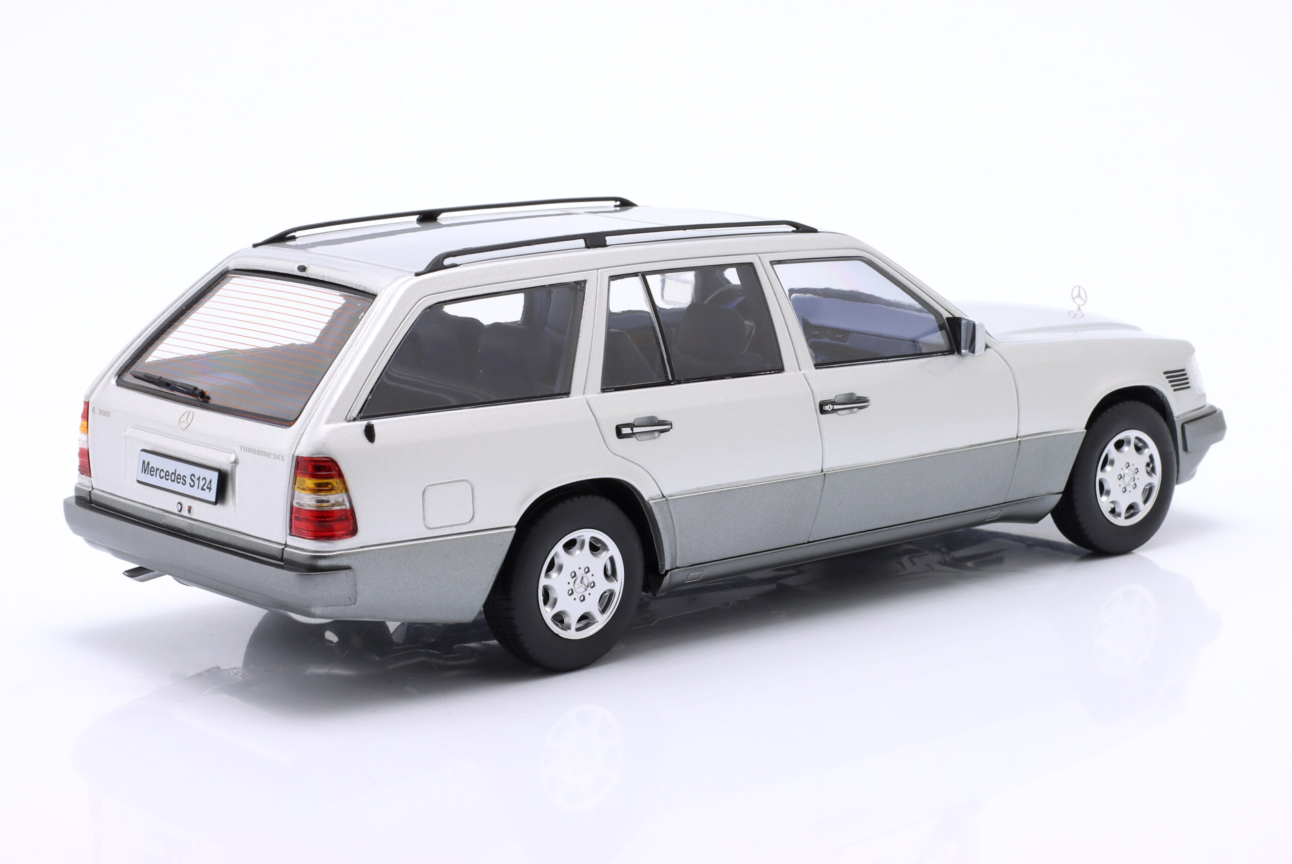 MERCEDES-BENZ E300 E-Class T-Modell (S124) W124 1995 Silver metallic TRIPLE9 T9-1800361 - obrazek 5