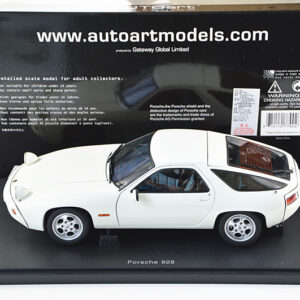 77902 SKALA 1/18 AUTOART PORSCHE 928 (Biały)