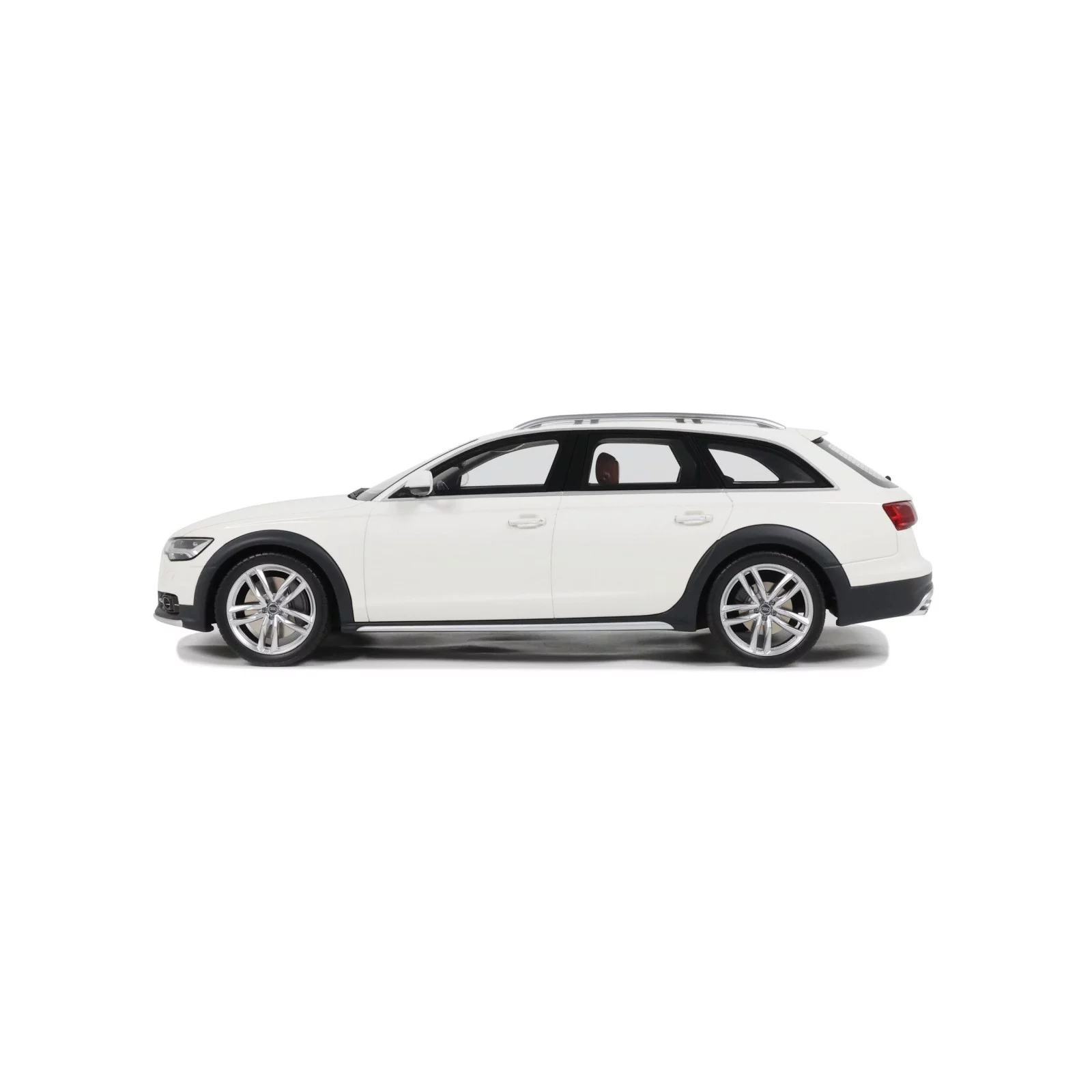 AUDI A6 C7 ALLROAD IBIS WHITE 2015 1/18 OTTO OT1286 - obrazek 2
