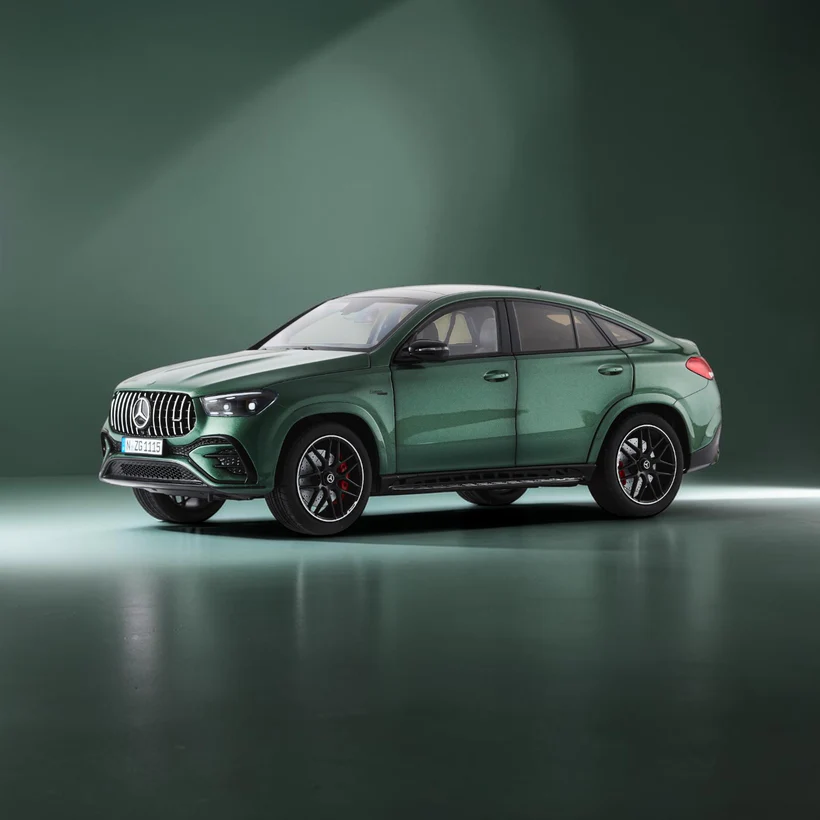 MercedesBenz AMG GLE 53 AMG Coupé 1/18 NZG 111500032