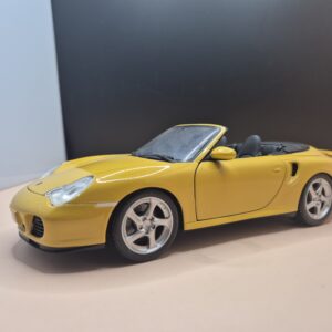 Porsche 911 996 Turbo cabrio Maisto 1/18