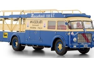 CMC M097 Maserati AUTOTRANSPORTER Typ Fiat 642 RN2 Bartoletti 1957 1:18
