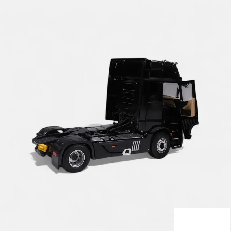 NZG 1094/51 Mercedes-Benz Actros L 1:18 czarny - obrazek 3
