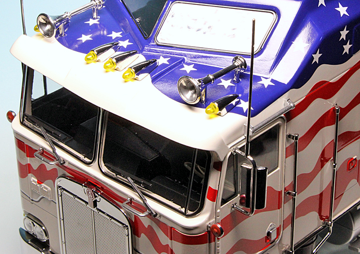 KENWORTH K100 AERODYNE 1976 1/18 ROAD KINGS RK180146 - obrazek 4