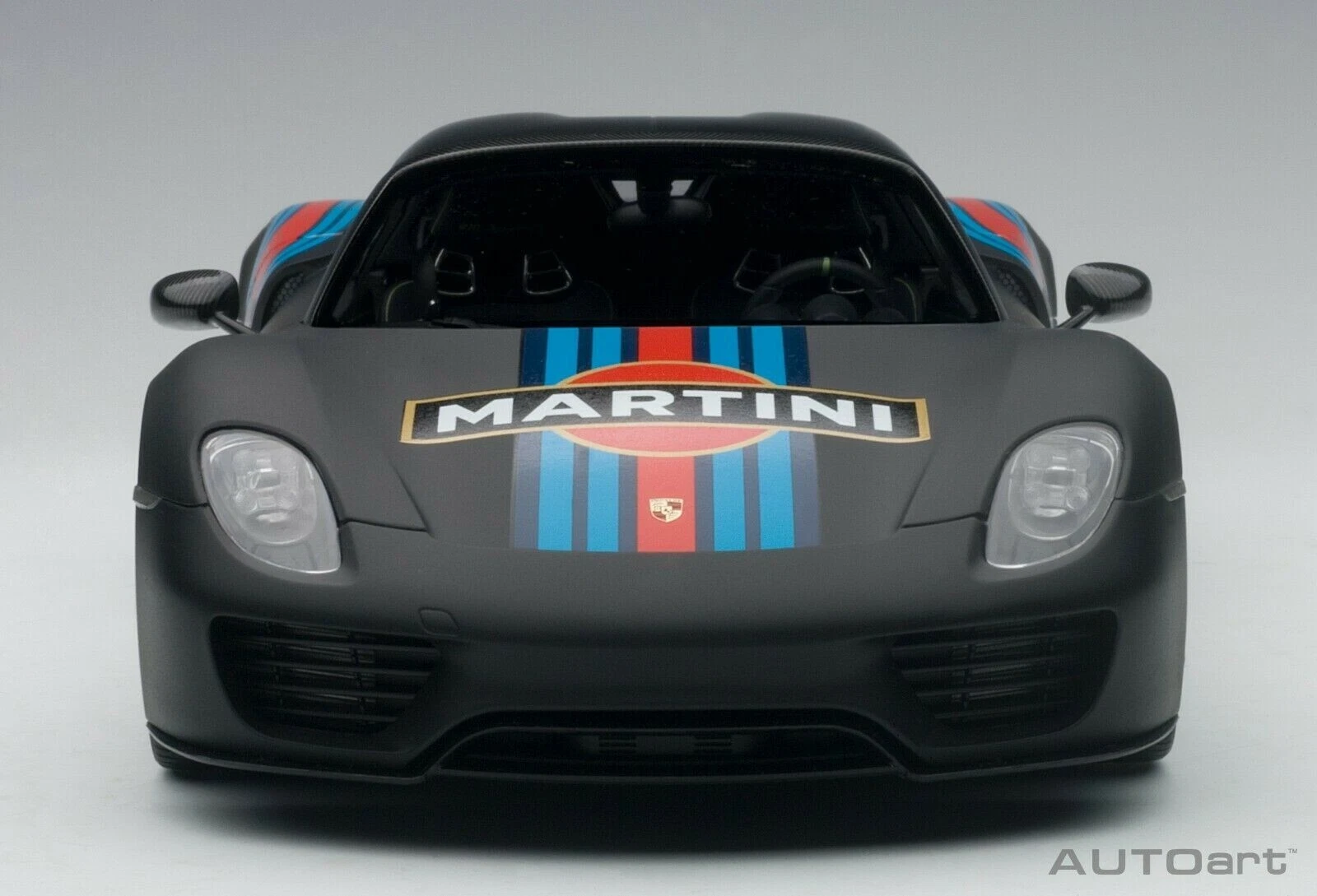 1/18 Porsche 918 Spyder Weissach pakiet czarny / Martini Livery #15 AUTOart 77929 - obrazek 6