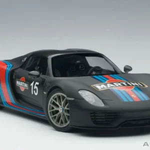 1/18 Porsche 918 Spyder Weissach pakiet czarny / Martini Livery #15 AUTOart 77929