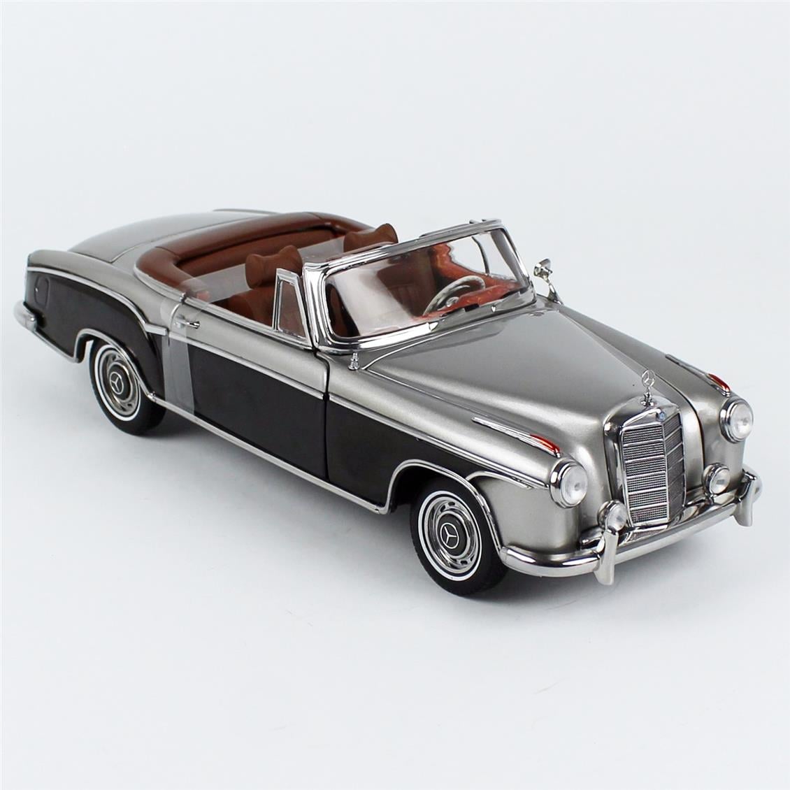 Sunstar 3593 w skali 1/18, Mercedes-Benz 220 SE Cabriolet z 1960 roku, - obrazek 6