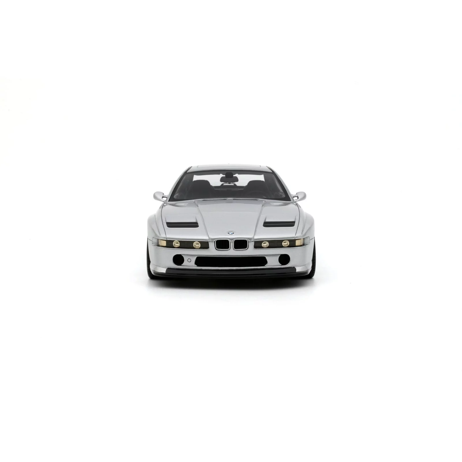 BMW E31 858CSL REYN SPEED SHOP DESIGNED BY JONSIBAL SILVER OTTO 1/18 OT1173 - obrazek 3