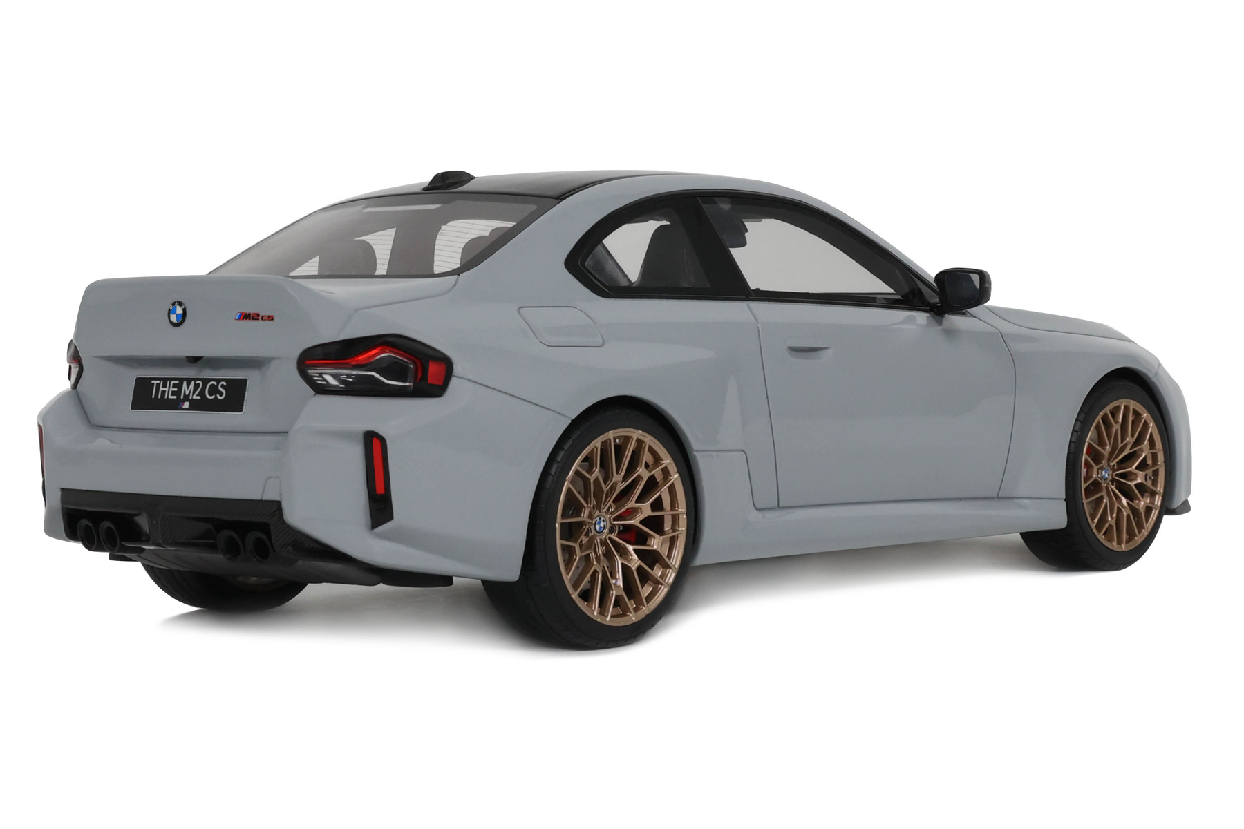 BMW M2 CS BROOKLYN GREY 2026 1/18 GT SPIRIT GT979 - obrazek 2
