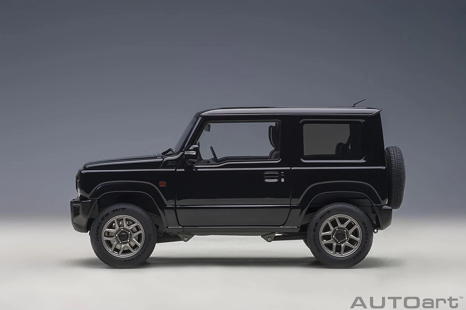 AUTOart Suzuki Jimny (JB64) RHD 2018 Bluish Bla 1:18 78503 - obrazek 3