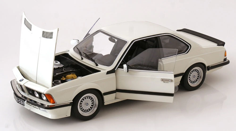 BMW M635 CSi E24 (1987) 1:12 biały KK SCALE 120164 - obrazek 2