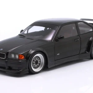 Bmw E36 M3 GTR Plain Body Black skala 1/18 WERK83 W18051002